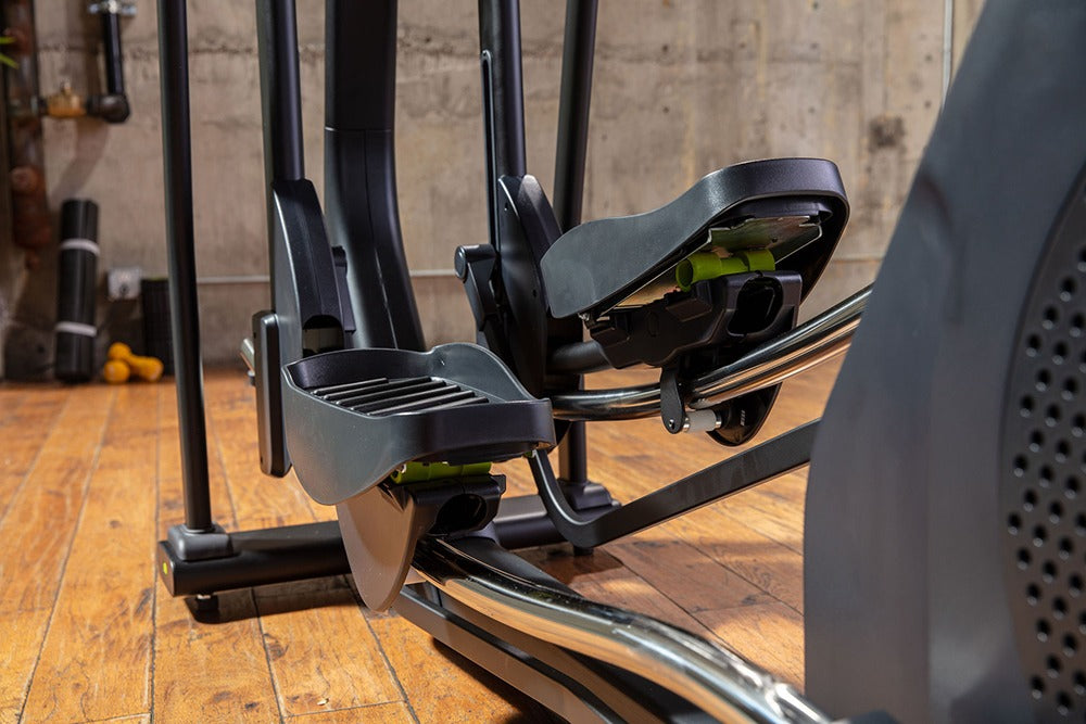 SportsArt E874 Elliptical