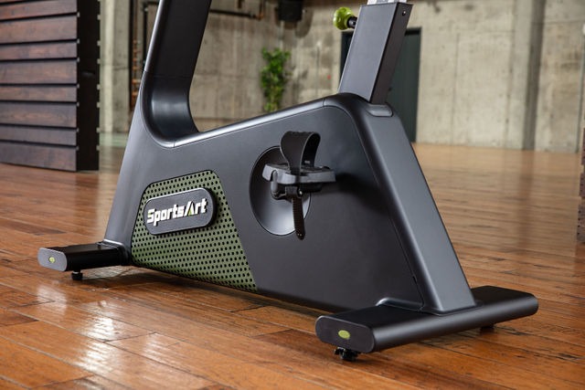 SportsArt G574U Upright Cycle