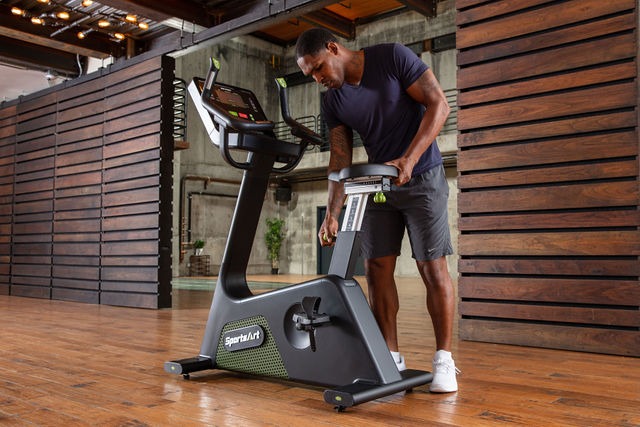 SportsArt G574U Upright Cycle
