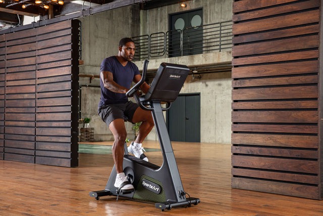 SportsArt G574U Upright Cycle